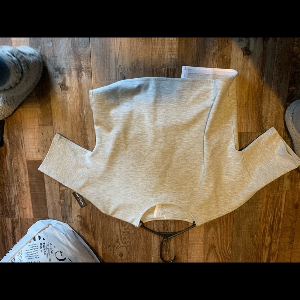 Lululemon crop top
